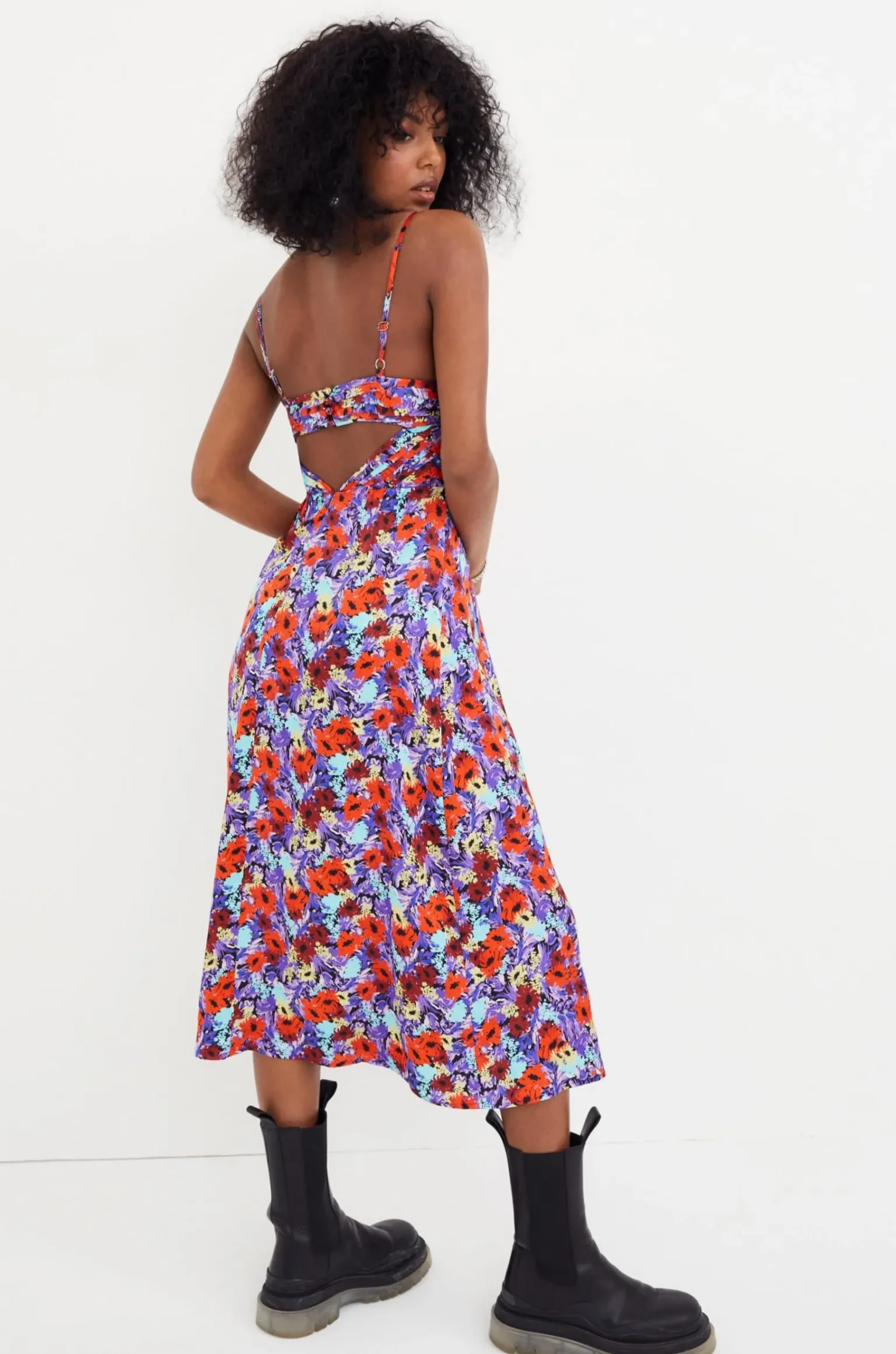 chiara_midi_dress_1.webp Outlet For Love & Lemons Chiara Midi Dress Purple