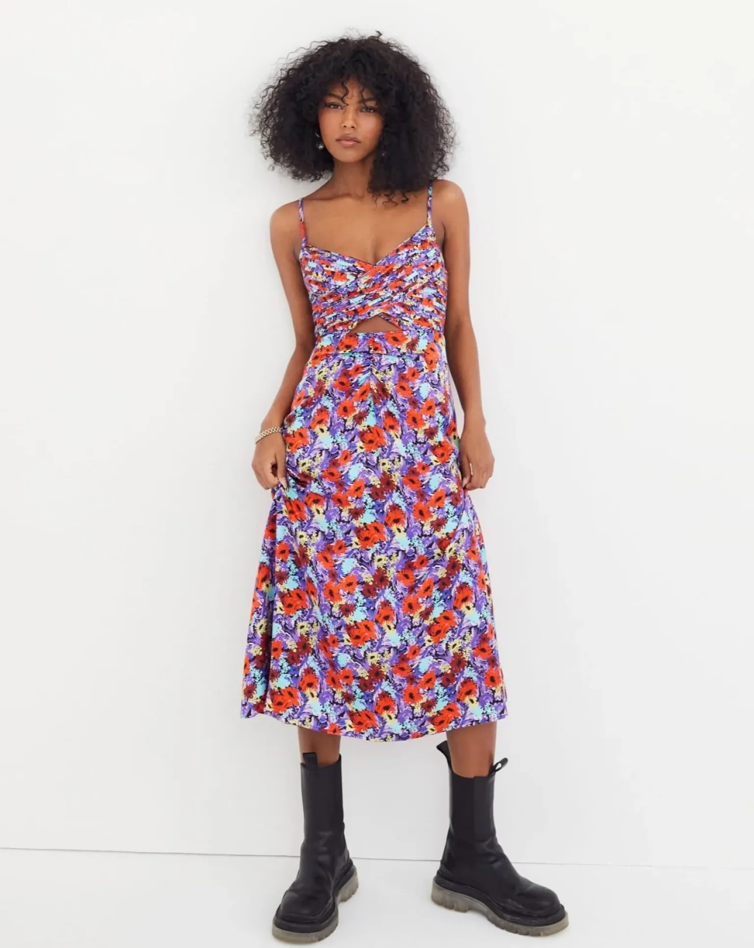 chiara_midi_dress_3.webp Outlet For Love & Lemons Chiara Midi Dress Purple