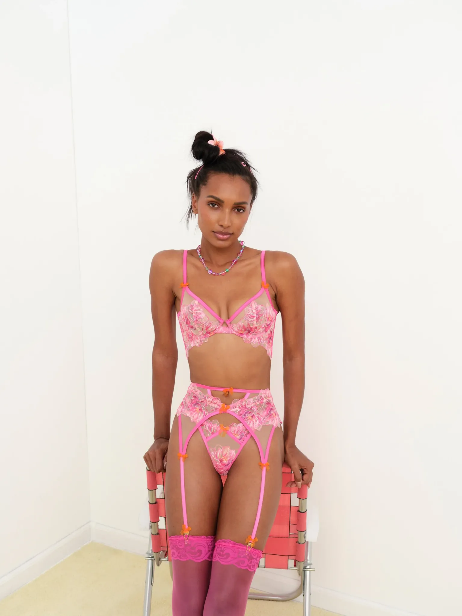hibiscus_embroidery_garte_1.webp Cheap For Love & Lemons Hibiscus Embroidery Garter Belt Pink