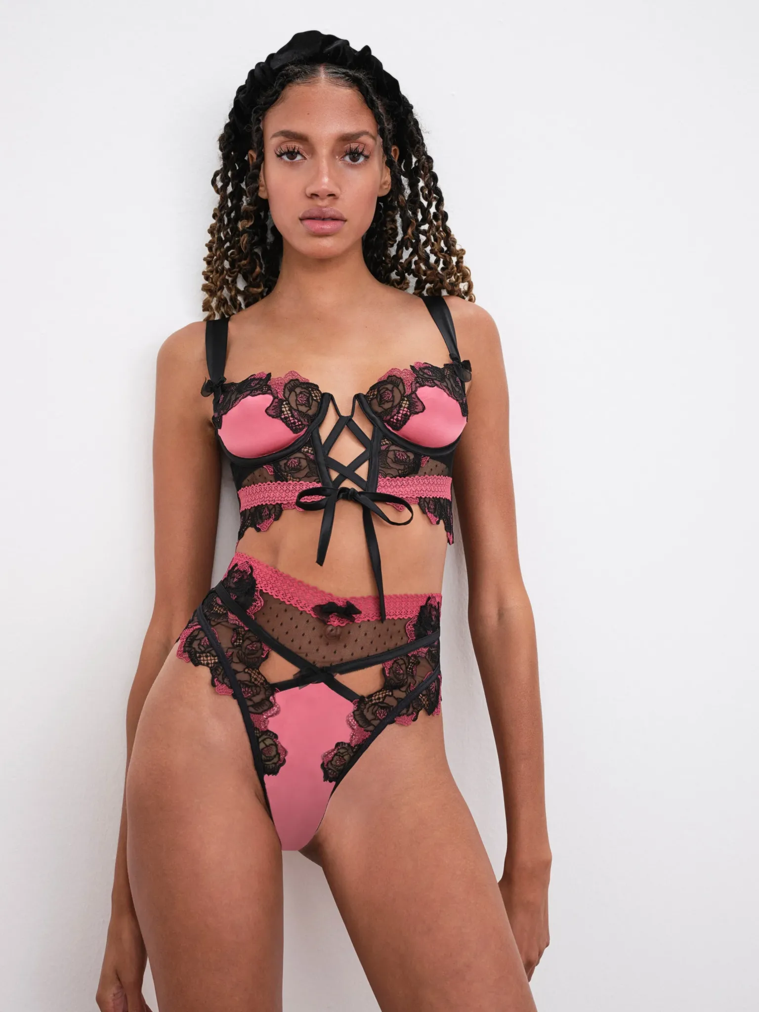ivy_highwaist_cheeky_pant_0.webp Outlet For Love & Lemons Ivy High-Waist Cheeky Panty Black