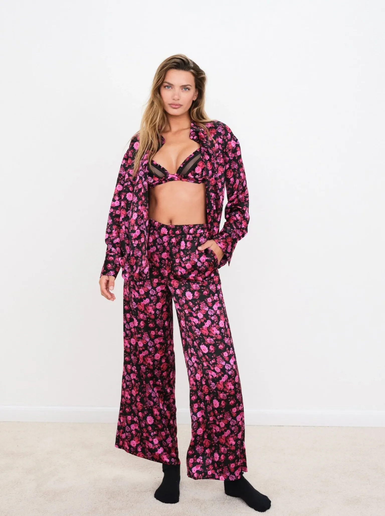 lola_long_pj_pant_2.webp New For Love & Lemons Lola Long Pj Pant Black