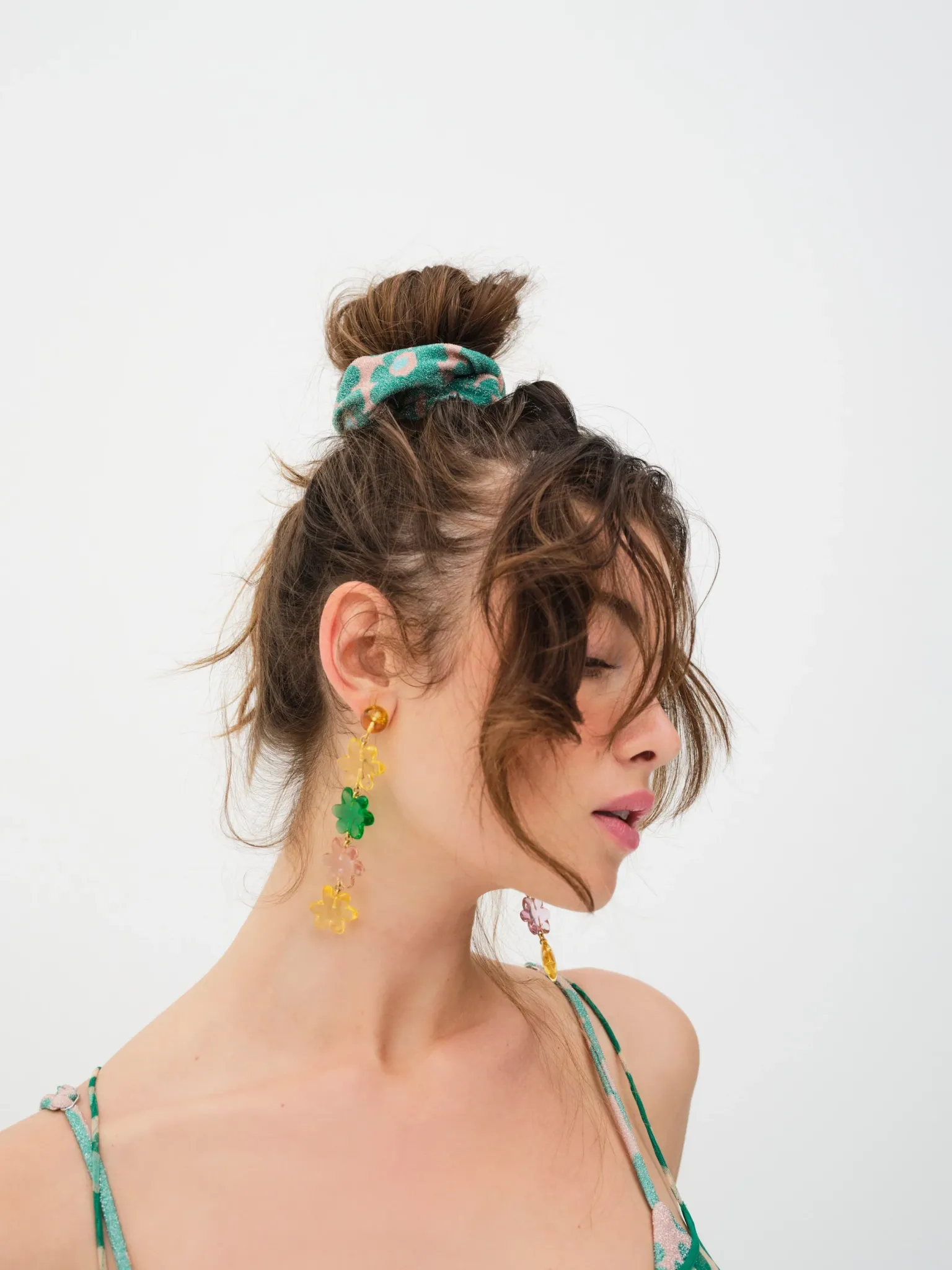 venetia_scrunchie_2-1.webp Store For Love & Lemons Venetia Scrunchie Green