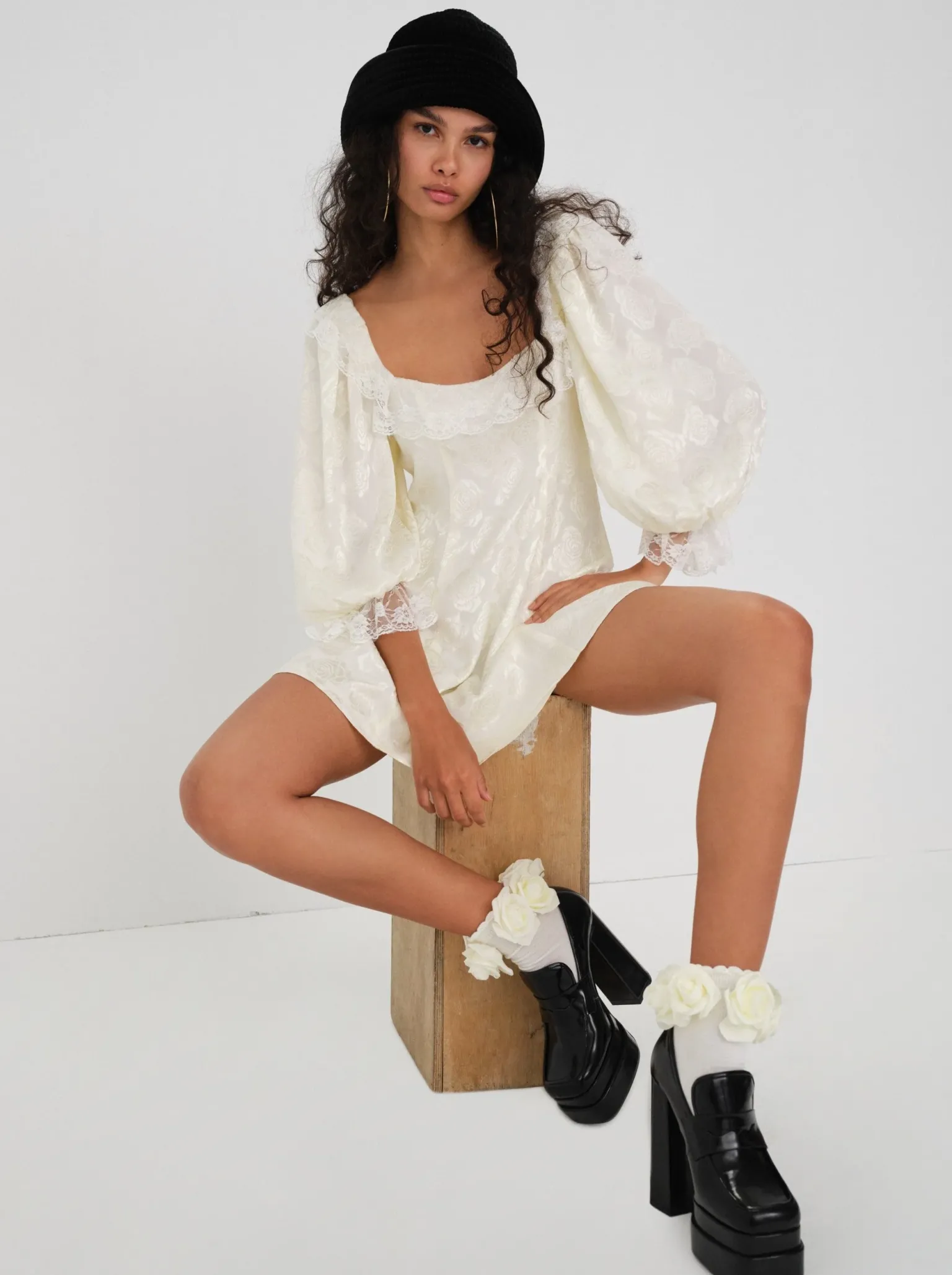 wylye_mini_dress_0.webp Discount For Love & Lemons Wylye Mini Dress Beige